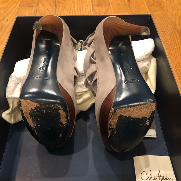 Maria Shariapova / Cole Haan. Size 9. Gray heels. - Picture 3 of 4
